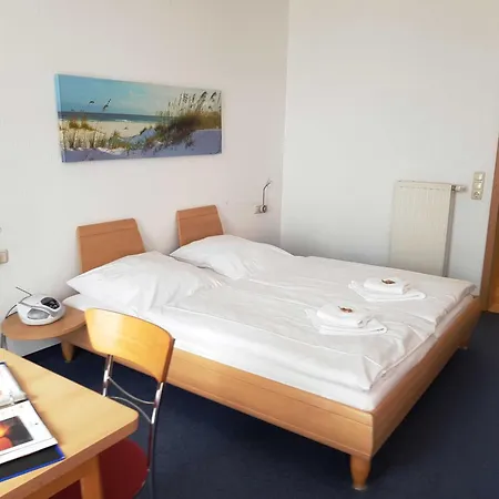 Residenz Seeblick 12 Mit Seitlichem Ostseeblick Apartment *